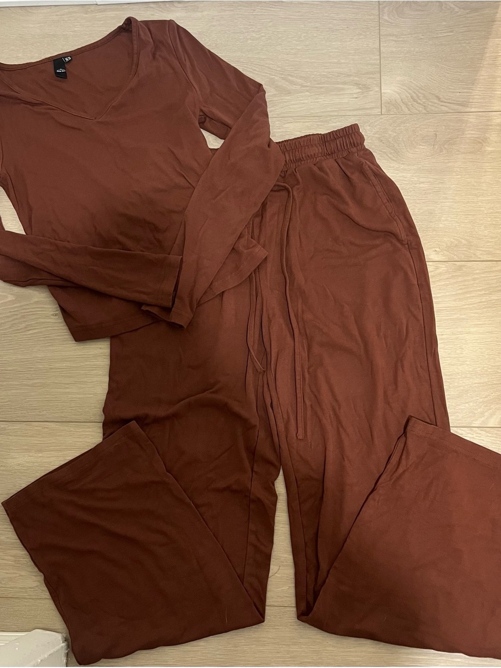 Amazon Women's Wide-Leg Lounge Set in Rich Brown